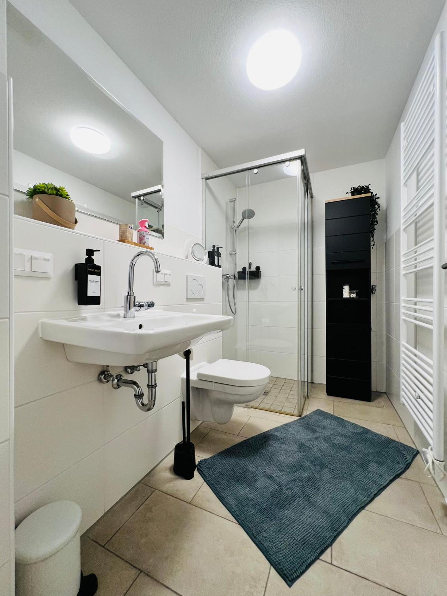 Moderne Wohnung Naehe Hbf-Lift-Tiefgarage-Contactless Check-In ハノーファー エクステリア 写真